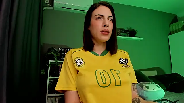 BaeBlossom online show from November 28, 3:47 pm