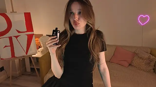 eirakiliana online show from November 18, 6:40 am