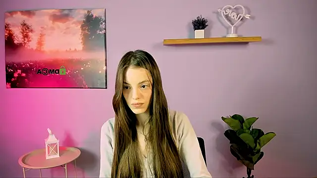 mia starrr  online show from November 23, 9:53 am