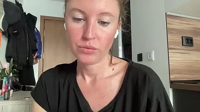 Ameli8 online show from November 30, 11:36 am