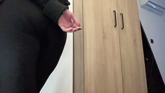 Ameli8 online show from February 1, 4:05 pm