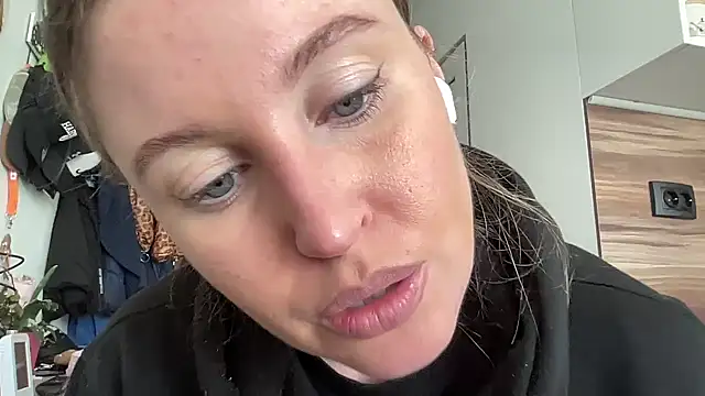 Ameli8 online show from February 19, 12:34 pm