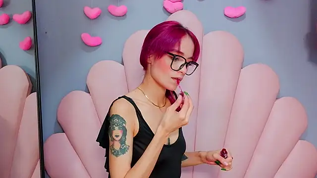 luci miller online show from June 27, 3:44 am