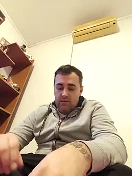 Marco9321 online show from December 2, 1:11 am