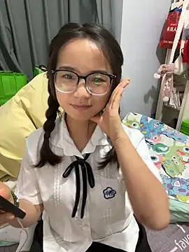 Hmm 0303 online show from November 11, 2:17 pm