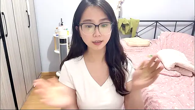 Hmm 0303 online show from March 10, 3:39 pm