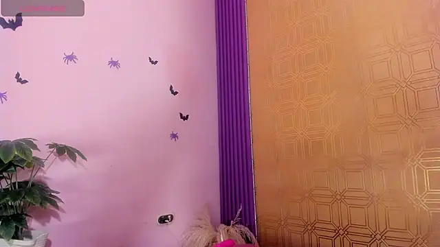 valen gill online show from November 6, 1:12 pm