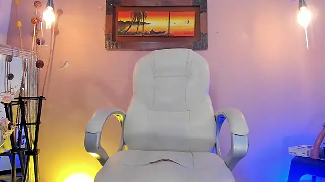 NicolasRey1 online show from November 22, 4:11 am