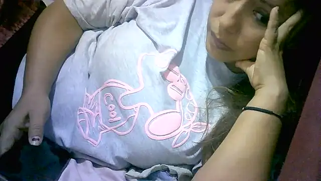 Zulreyna online show from July 25, 5:49 am