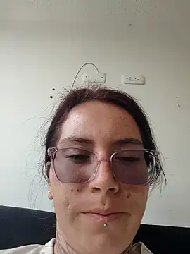 Snapshot of mr_arte chatting on December 16, 5:29 pm mr arte online show from December 16, 5:29 pm