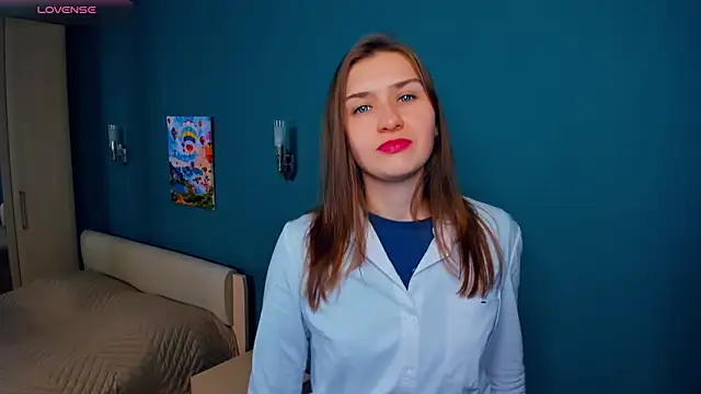 Snapshot of JosieNadile chatting on November 18, 4:44 pm JosieNadile online show from November 18, 4:44 pm