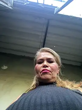 dirty-mother34 online show from November 22, 11:20 am