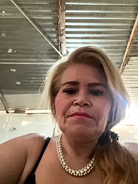 dirty-mother34 online show from November 23, 2:28 pm