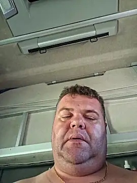 Snapshot of Grase44 chatting on December 19, 3:19 pm Grase44 online show from December 19, 3:19 pm