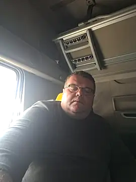 Snapshot of Grase44 chatting on March 6, 1:29 pm Grase44 online show from March 6, 1:29 pm