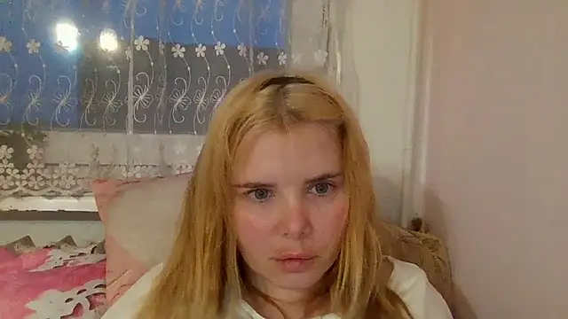 HornyElena online show from January 13, 3:28 pm