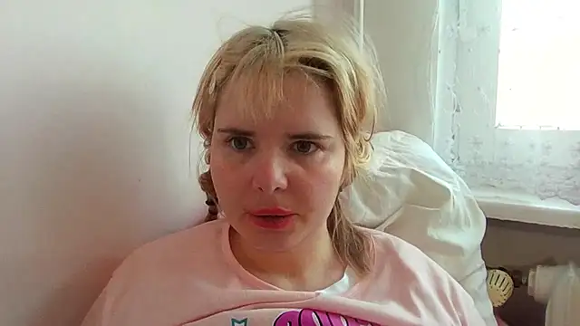 HornyElena online show from February 20, 3:34 pm