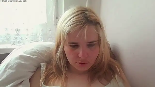 Snapshot of HornyElena chatting on May 17, 4:14 pm HornyElena online show from May 17, 4:14 pm