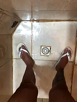 Snapshot of Luan1267 chatting on November 14, 5:11 pm Luan1267 online show from November 14, 5:11 pm