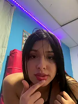 Snapshot of Chiquinquira3 chatting on November 14, 3:16 am Chiquinquira3 online show from November 14, 3:16 am