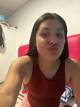 Chiquinquira3 online show from April 7, 3:51 am