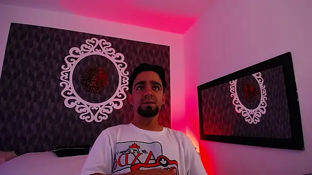 Dereck Jhonsonn online show from November 22, 8:30 pm