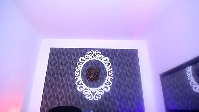 Dereck Jhonsonn online show from November 29, 12:30 pm