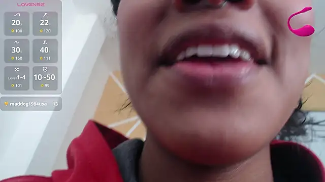 Agatha Amaya online show from November 24, 1:11 pm