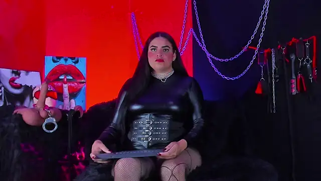 KatrinaStone online show from January 6, 11:18 pm