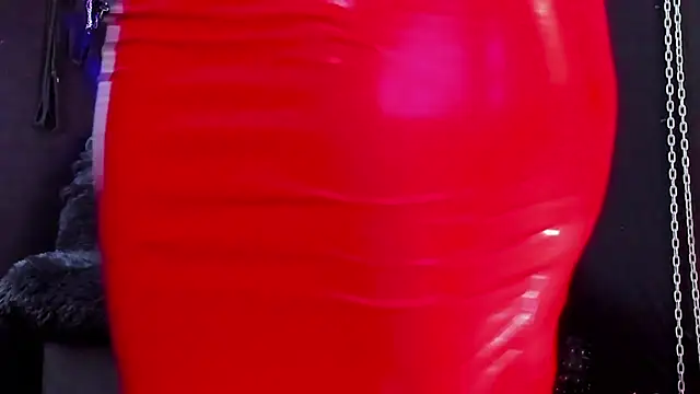 KatrinaStone online show from February 18, 6:15 pm