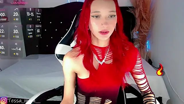 Tessa Moon  online show from November 12, 9:03 pm