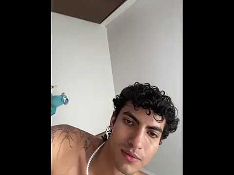 axel love13 online show from March 12, 8:26 pm