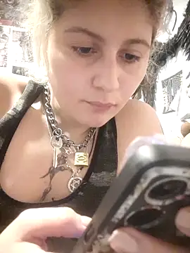 Hollywouldd online show from November 22, 2:32 am