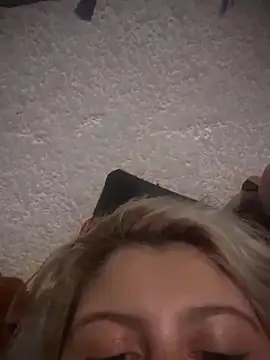 Hollywouldd online show from November 24, 3:39 am