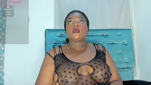 Snapshot of Tamaramilleer chatting on November 27, 3:03 pm Tamaramilleer online show from November 27, 3:03 pm