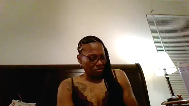 SweetParadise00 online show from November 22, 4:44 am