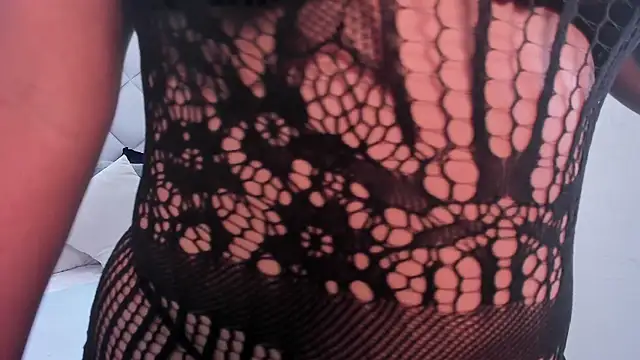 merielenbloom online show from November 7, 12:38 pm