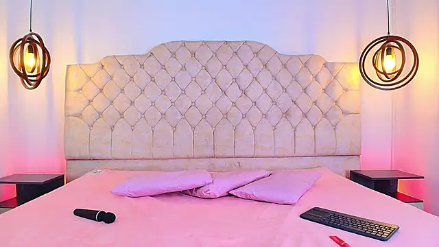 Chloejonson online show from November 24, 3:28 am