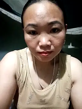 Snapshot of susunini chatting on November 8, 11:14 pm susunini online show from November 8, 11:14 pm