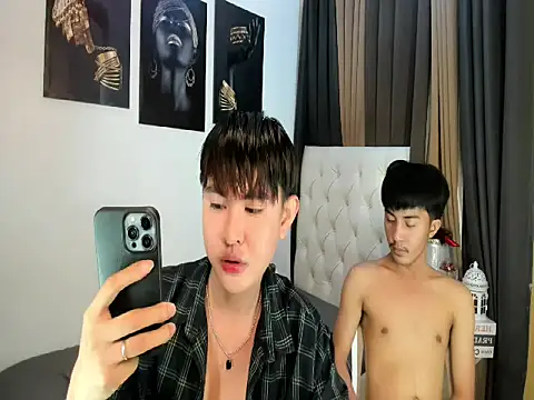 Snapshot of Urloverhardcock chatting on November 20, 5:56 pm Urloverhardcock online show from November 20, 5:56 pm