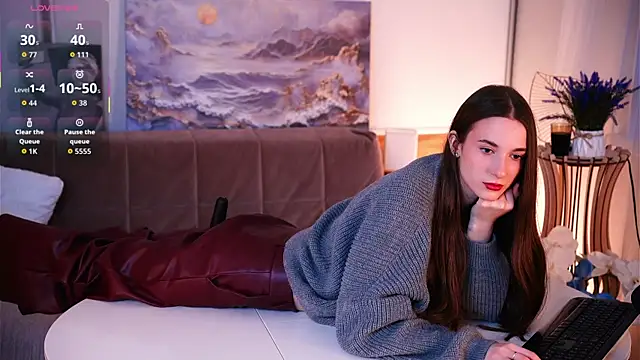 Snapshot of LavandaFobes chatting on November 29, 10:40 am LavandaFobes online show from November 29, 10:40 am