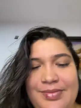 Snapshot of sweetmuslim01 chatting on January 12, 2:14 am sweetmuslim01 online show from January 12, 2:14 am