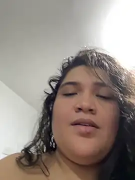 Snapshot of sweetmuslim01 chatting on November 16, 3:56 am sweetmuslim01 online show from November 16, 3:56 am