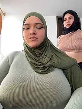 Snapshot of sweetmuslim01 chatting on December 15, 4:00 pm sweetmuslim01 online show from December 15, 4:00 pm