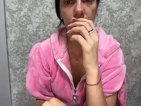 Angelinaa19 online show from December 3, 9:51 am