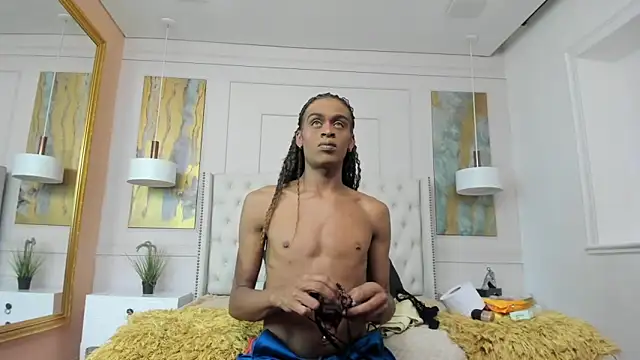 RosaliaMontero online show from December 16, 9:20 pm