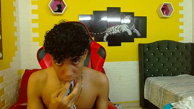 leam 1 online show from November 24, 10:20 pm