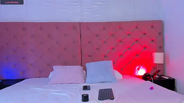 jov and thomas online show from November 10, 5:23 pm