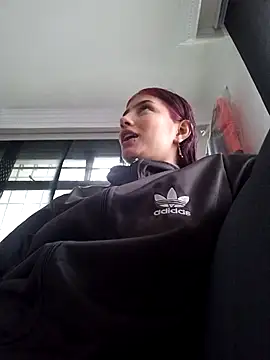 jov and thomas online show from November 15, 4:25 pm