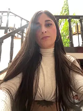 FrancescaSkuirt online show from March 6, 3:30 pm